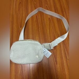 BNWT Lululemon Fleece Sherpa Crossbody bag
